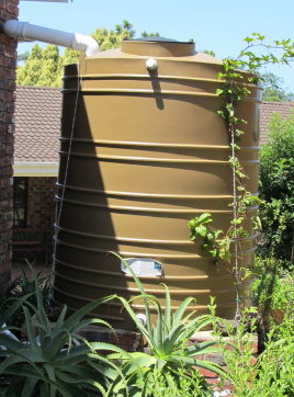 Settlers Rain Water Tank